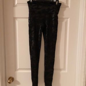 Faux Patent Leather Leggings Camo